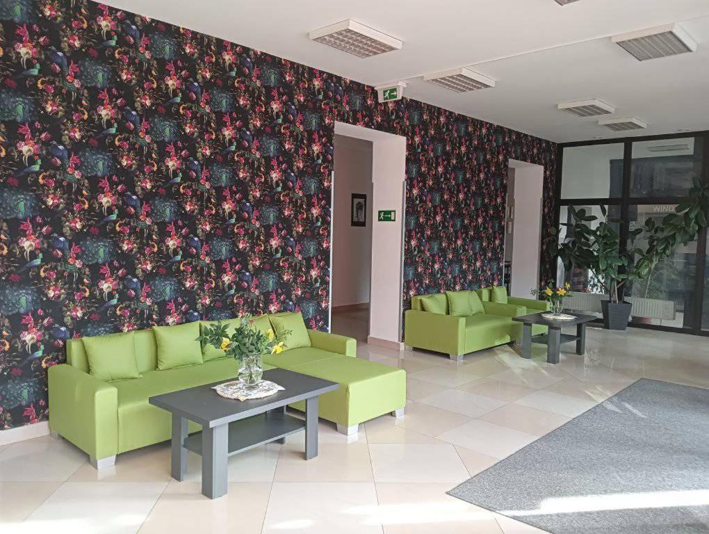 Hostel Szkolne Schronisko Mlodziezowe Dabrowka Prudnik Exterior foto
